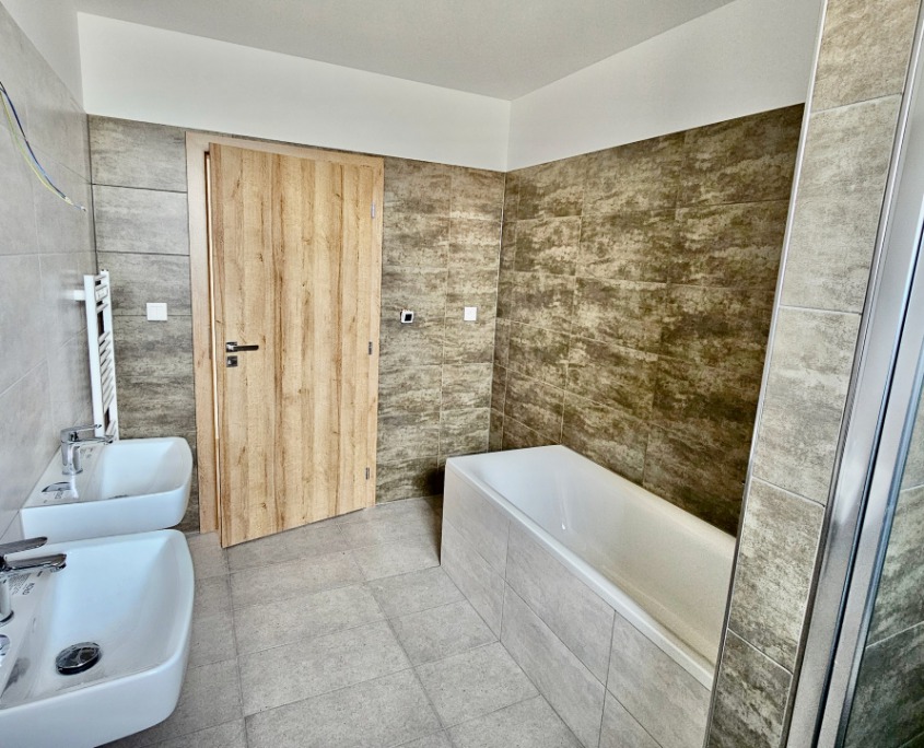 inno_individual_garaz_vlasatice_035